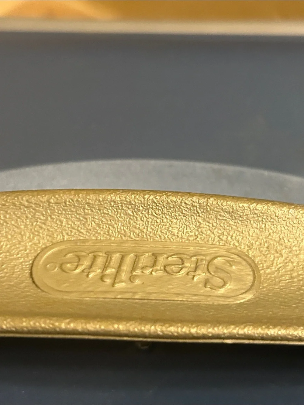 Sterilite Storage Lid with Gold Handle Accent